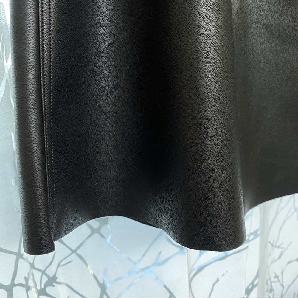 WOLFORD Black faux vegan leather high waisted a-line mini skirt - Picture 4 of 10